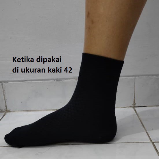 Kaos kaki unisex random untuk pria dan wanita UNISEX